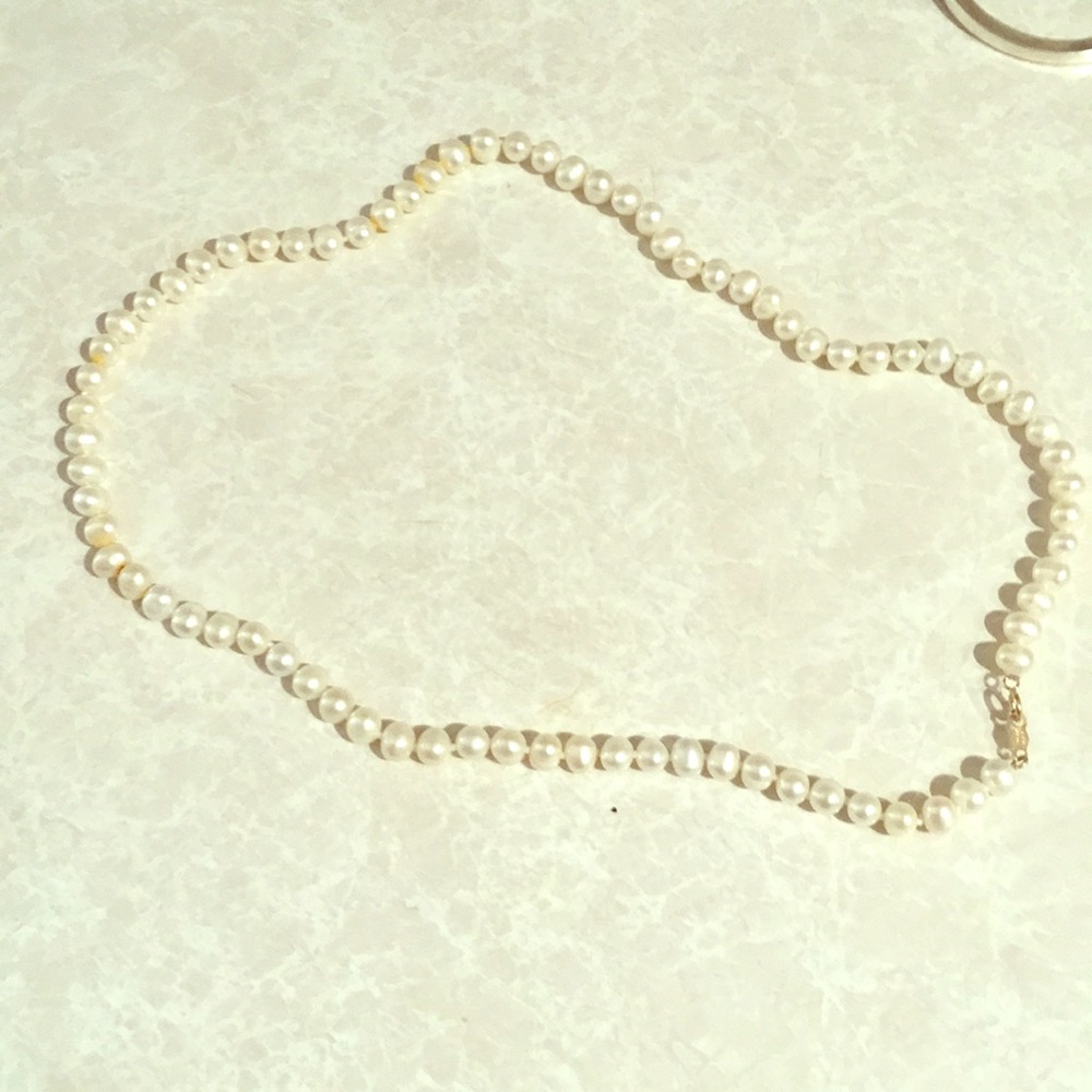 Freshwater Pearl Necklace 18”